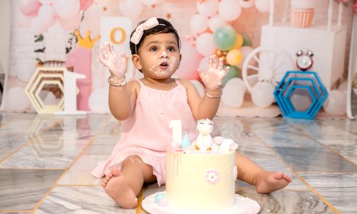 Cake Smash photo shoot